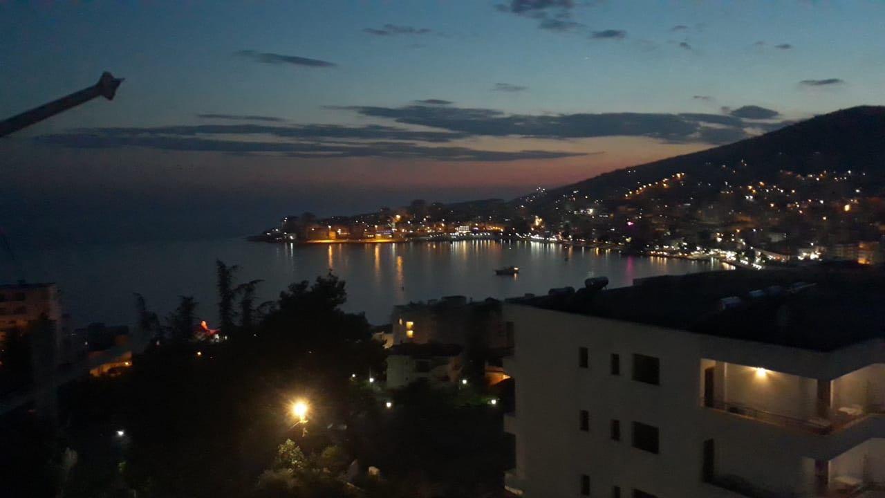 Alex Apartments Sarandë エクステリア 写真